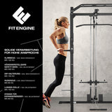 FitEngine Power Rack mit Klimmzugstange, höhenverstellbaren Safety Bars und vielseitigen Trainingsmöglichkeiten bis 130 kg.