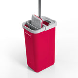 CLEANmaxx Komfort-Mopp 2 Kammern-System Eimer rot/grau mit praktischem Auswring-Mechanismus für Laminat, Parkett und Fliesenbodenpflege.