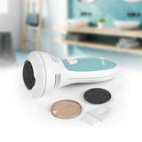 VITALmaxx Hornhautentferner mit Saugfunktion, batteriebetrieben, weiß/türkis, kabellos, mit 2 Aufsätzen und ohne Klingen für sichere Anwendung.