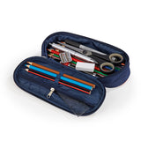 FC BAYERN MÜNCHEN Faulenzermäppchen "Mia san Mia" mit FC Bayern-Logo, gefüllt mit Stiften und Schere, navyblau.