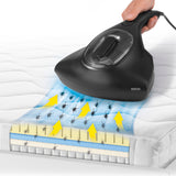 N8WERK Milbensauger Midnight Black Edition saugt und sterilisiert Matratzen effektiv mit UV-C-Licht und HEPA 11-Filter.