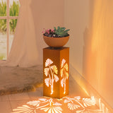 EASYmaxx LED-Dekosäule mit Pflanzschale - Rost-Optik, warmweiß leuchtendes Gingko-Design, inkl. Batterien, 59 cm, kabellos, dekorativ.