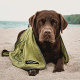 FLUFFINO® Hundehandtuch Mikrofaser – 2er-Pack, saugfähig und schnell trocknend, ideal für große und kleine Hunde, Grau & Grün.