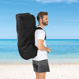 Mann trägt Tragetasche für EASYmaxx Stand-Up Paddle-Board - 2020 - 300cm - weiß/blau am Strand vor Meer und blauem Himmel.