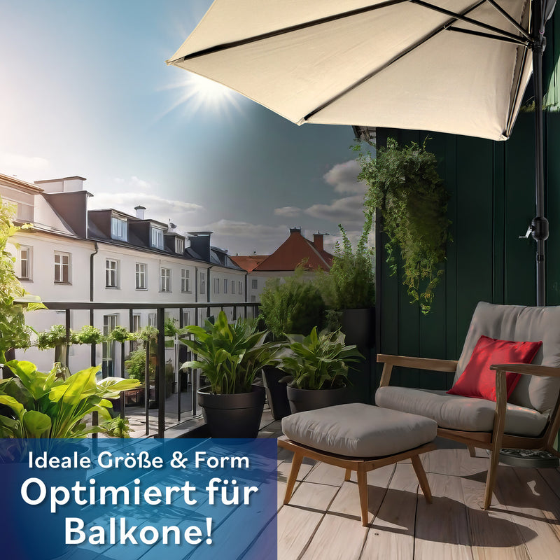 EASYmaxx Sonnenschirm mit UV-Schutz halbrund 270x140 cm beige auf Balkon mit Handkurbel und Wandbefestigung.
