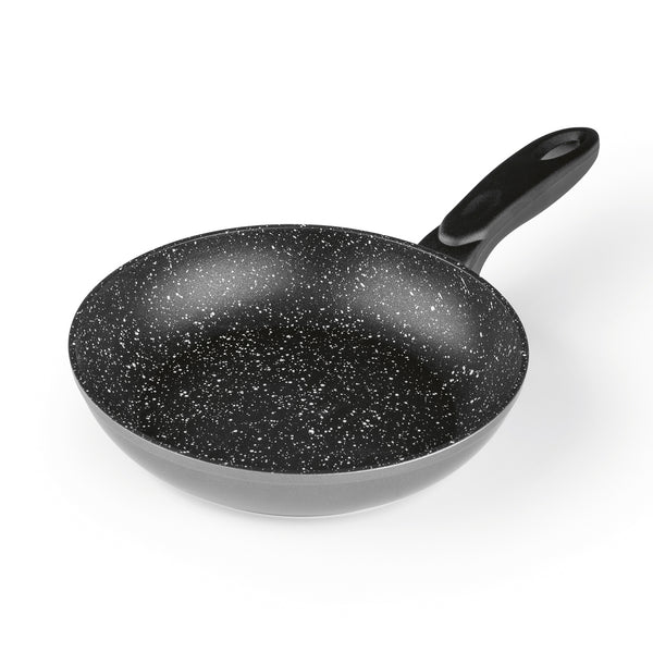 BRATmaxx Aluminium-Pfanne mit Cool-Touch-Griff 20 cm, geschmiedet, 2-fach Antihaftbeschichtung, ideal für optimale Bratergebnisse.