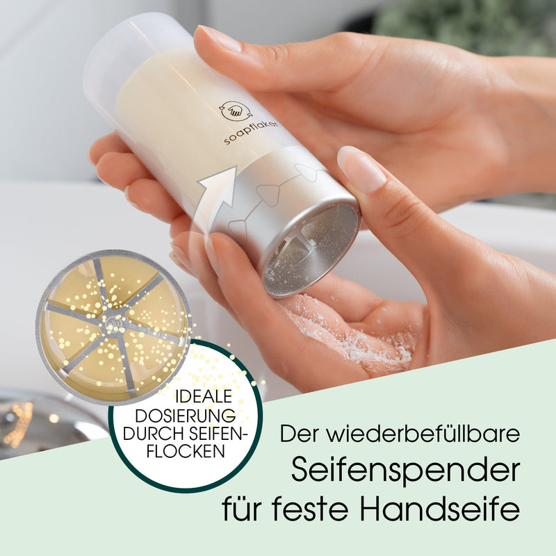 soapflaker Seifenspender für feste Handseife in Silber portioniert hygienisch feine Seifenflocken und ist wiederbefüllbar mit Aloe-Vera Seifenstücken.