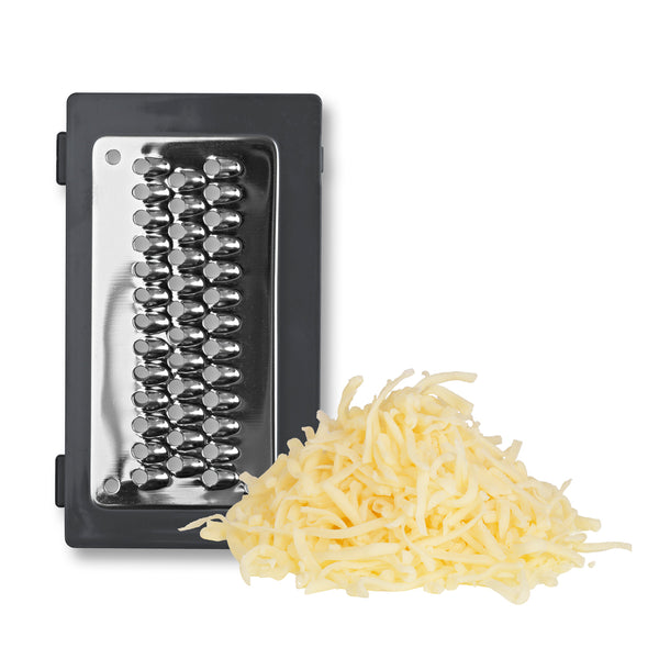 MAXXMEE Multi-Schneider Dicer Plus 17-tlg. grau/weiß mit Edelstahlklinge zum Raspeln und Sieb zum Waschen von Obst und Gemüse.