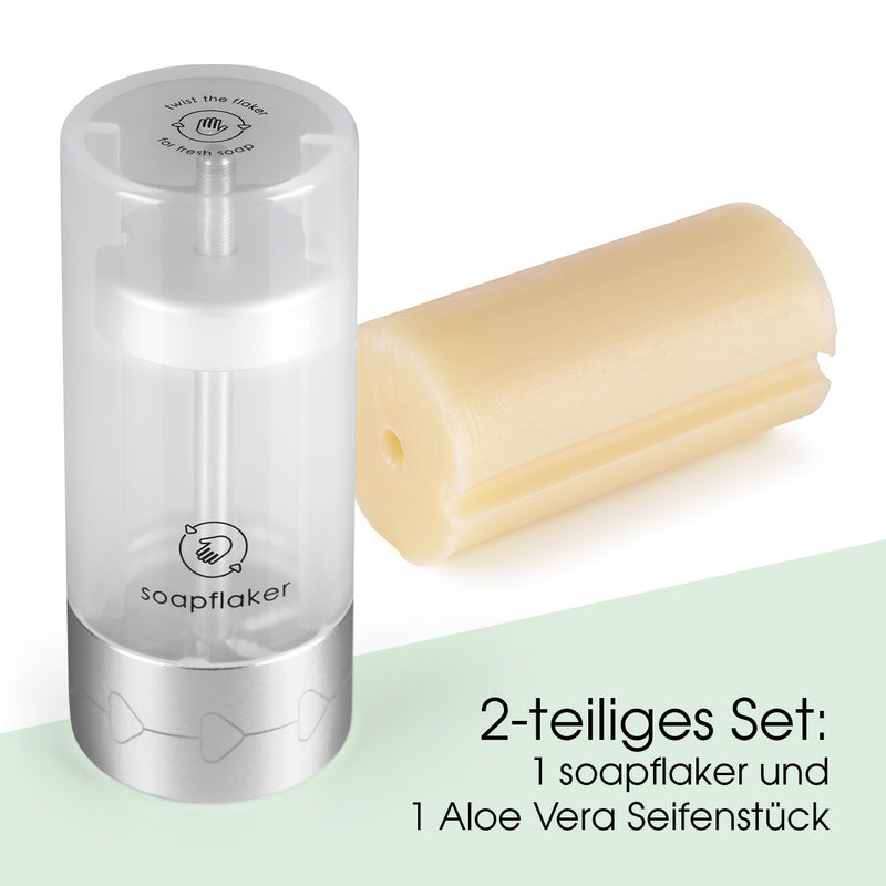 soapflaker Seifenspender für feste Handseife in Silber mit Aloe-Vera Seifenstück für hygienische Portionierung von Seifenflocken.