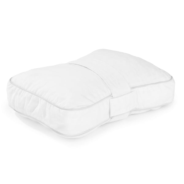 MAXXMEE Seitenschläfer-Kissen mit Knieband weiß, ergonomisch geformt, mit verstellbarem Klettverschluss und Memory-Schaumfüllung.