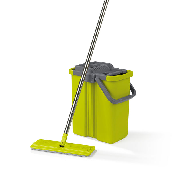 CLEANmaxx Wischsystem Komfort-Mopp grau/grün mit Eimer und Auswring-Mechanismus für rückenschonendes Reinigen.