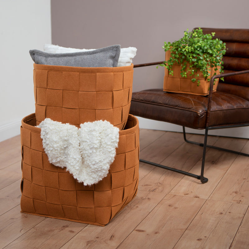N8WERK Filz-Aufbewahrungskorb M - 32 x 32 x 32 cm - Rost, moderner Scandi Stil Korb, faltbar, kratzschonend, vielseitig im Haushalt einsetzbar.