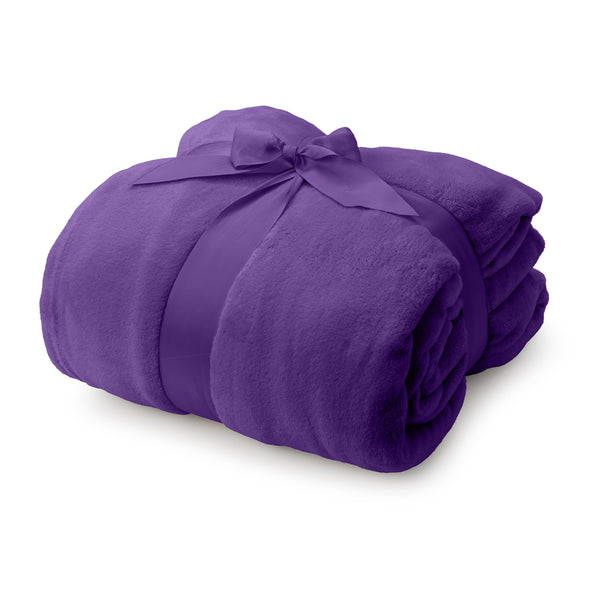 LUMALAND TV Kuscheldecke mit Ärmeln aus weichem Coral Fleece in Lila, inklusive Handytasche und Fußtasche, 150 x 180 + 35 cm.