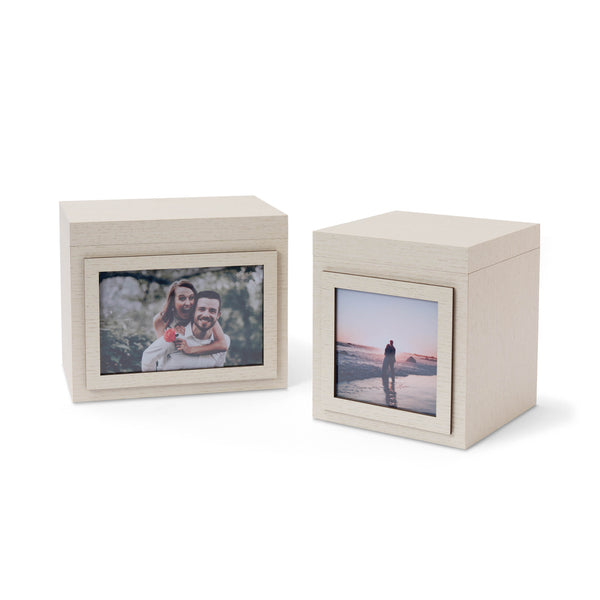 LUMALAND Photobox 2er-Set Weiß aus robustem Holz mit Foto-Einlegern, ideal als Geschenk und zur Aufbewahrung bei Hochzeit und Geburtstag.