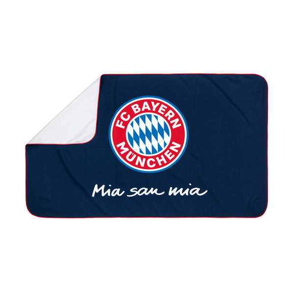 FC Bayern München Sporthandtuch "Mia san mia" 80x130 cm, marine, saugfähiges Mikrofaser-Material, schnelltrocknend, inklusive Mesh-Bag